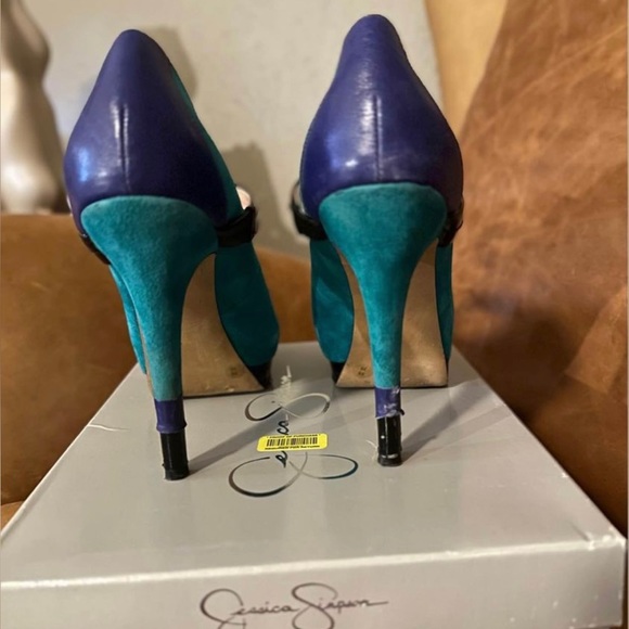 Jessica Simpson pumps - Picture 2 of 4